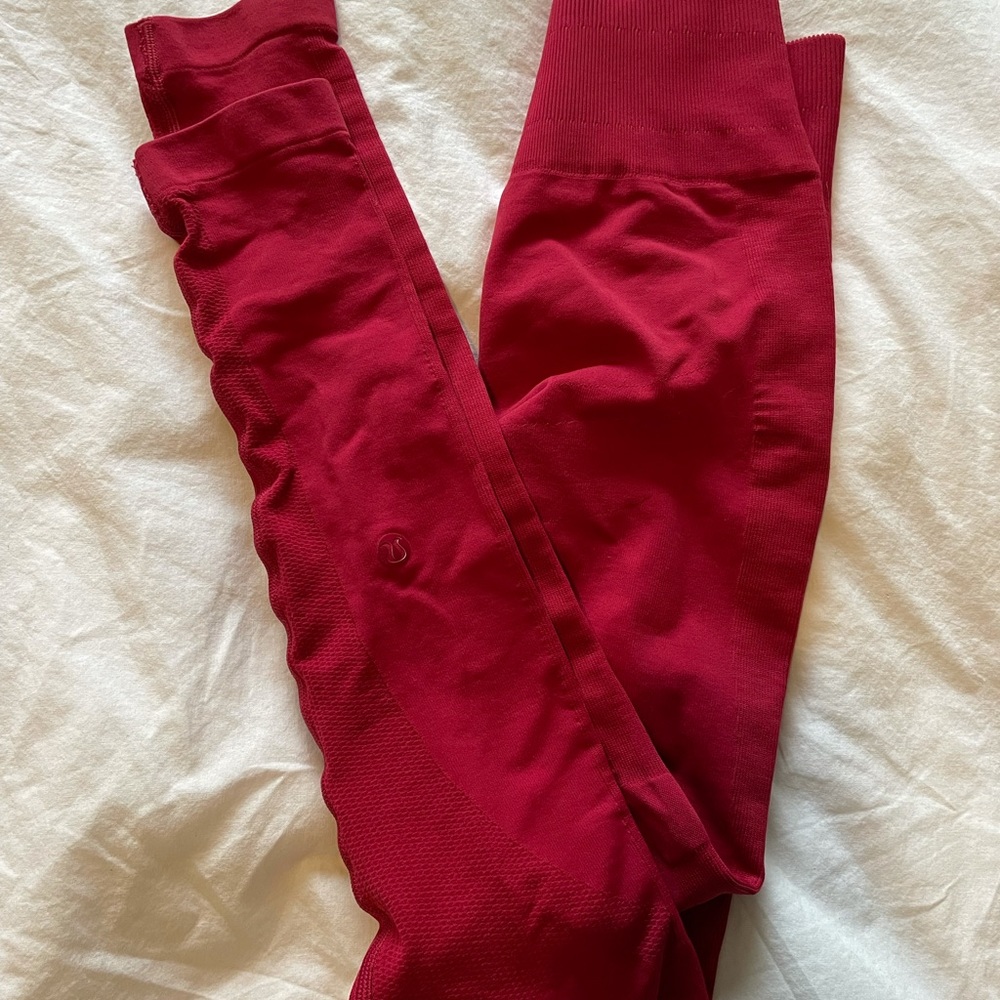 Lululemon ebb to street tight. Size 4-6